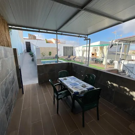 Holiday home Vtar Con Piscina *