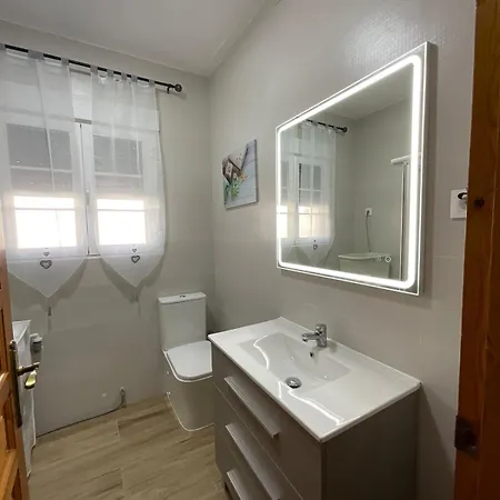 Vtar Con Piscina Holiday home *